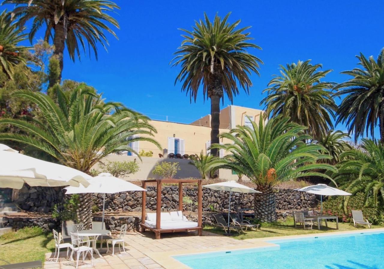 Detached With Garden, Heated And Private Pool, Sea View, Parking Free Willa *